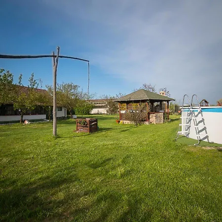 Etno Salas - Etno Ranch - Seosko Turisticko Domacinstvo Ferienhaus *