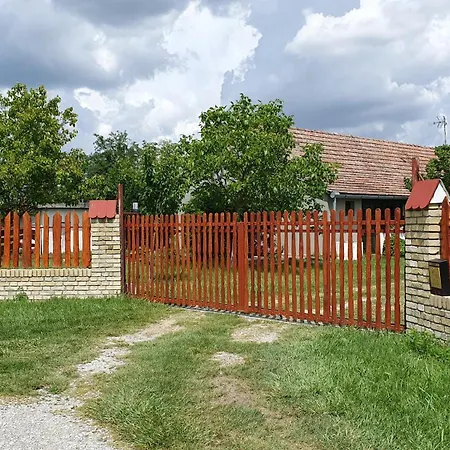 Hotel Etno Salas - Etno Ranch - Seosko Turisticko Domacinstvo